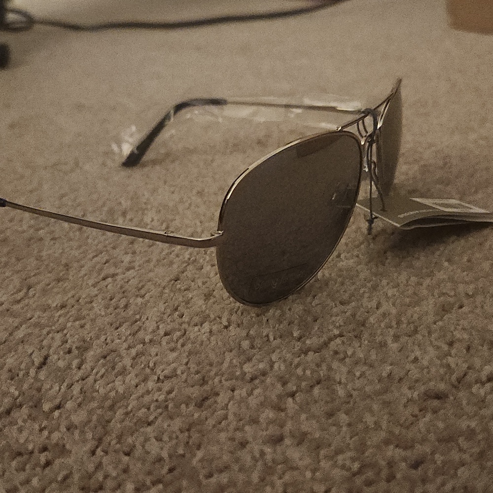 Silver Metallic Mirror Tinted Glasses View 5